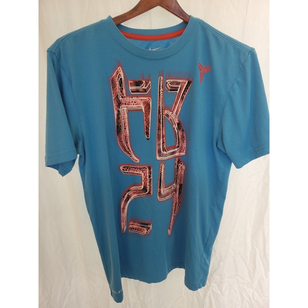 Nike Kobe Bryant KB24 Dri-FIT Graphic T-Shirt Mens Medium Blue Red Sheath Logo